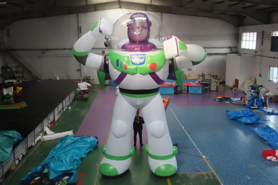 Гигантское надувное рекламное мороженое высотой 6 м 20 футов для продвижения по службе